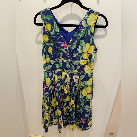 Roz & Ali V Neck Lemon Print Dress Size 8 - Picture 2 of 5
